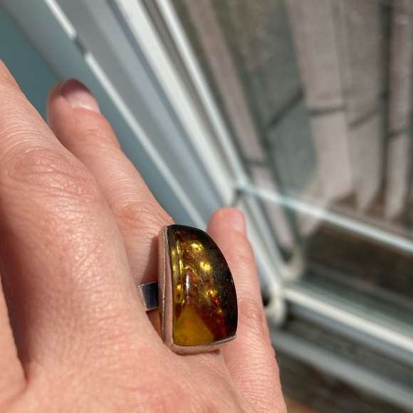 Amber and silver adjustable ring - Picture 2 of 11
